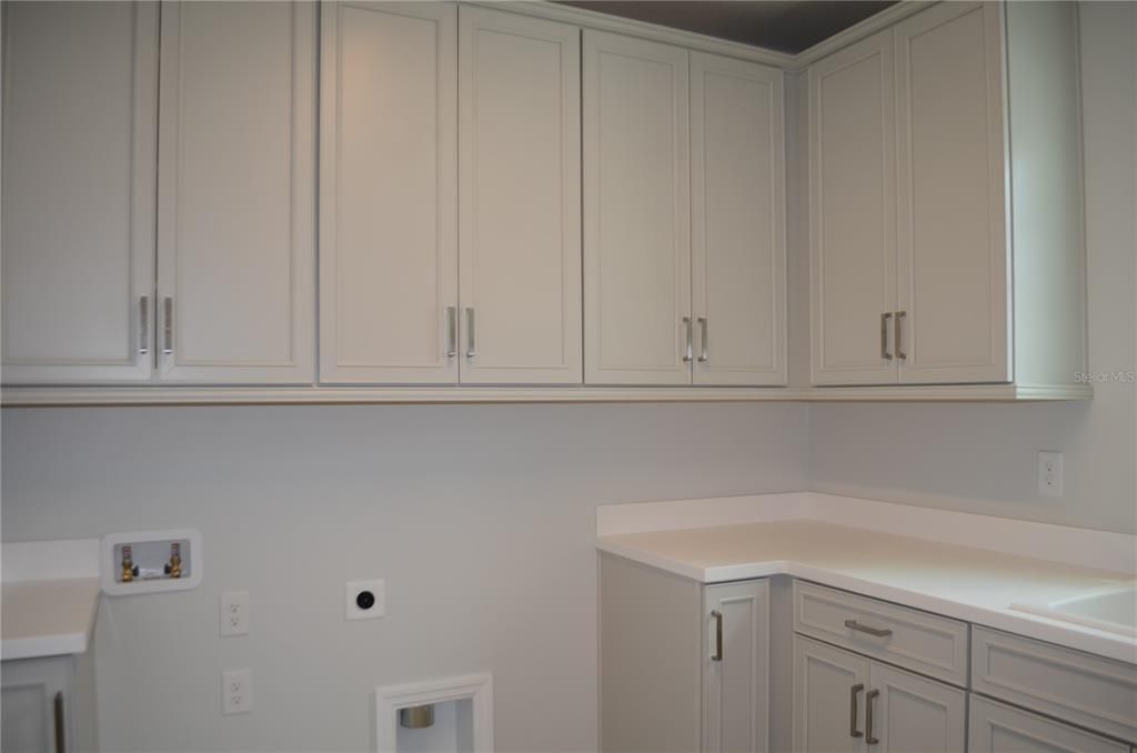 For Rent: $6,500 (6 beds, 5 baths, 4900 Square Feet)