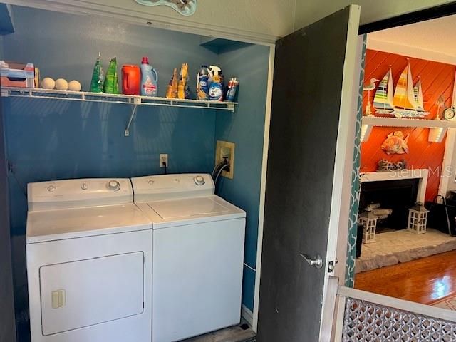 For Sale: $216,900 (2 beds, 2 baths, 1196 Square Feet)