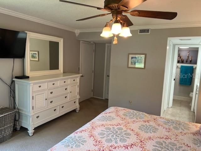 For Sale: $216,900 (2 beds, 2 baths, 1196 Square Feet)