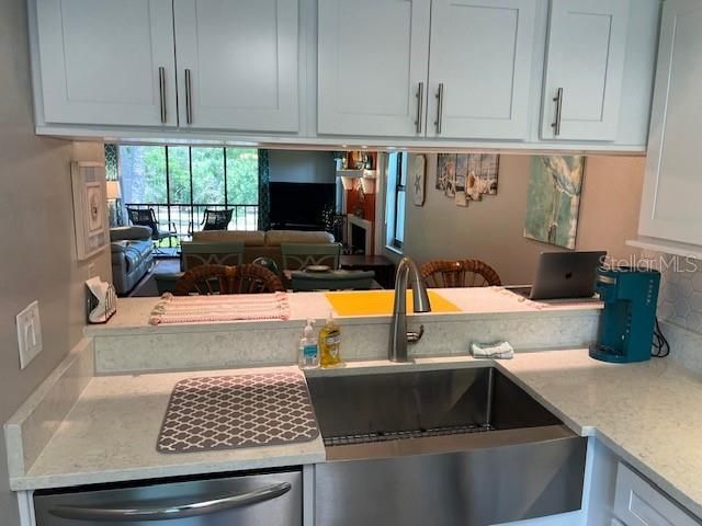 For Sale: $216,900 (2 beds, 2 baths, 1196 Square Feet)