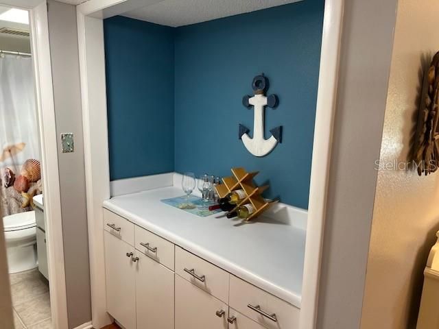 For Sale: $216,900 (2 beds, 2 baths, 1196 Square Feet)