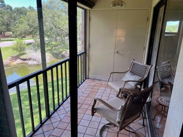 For Sale: $216,900 (2 beds, 2 baths, 1196 Square Feet)