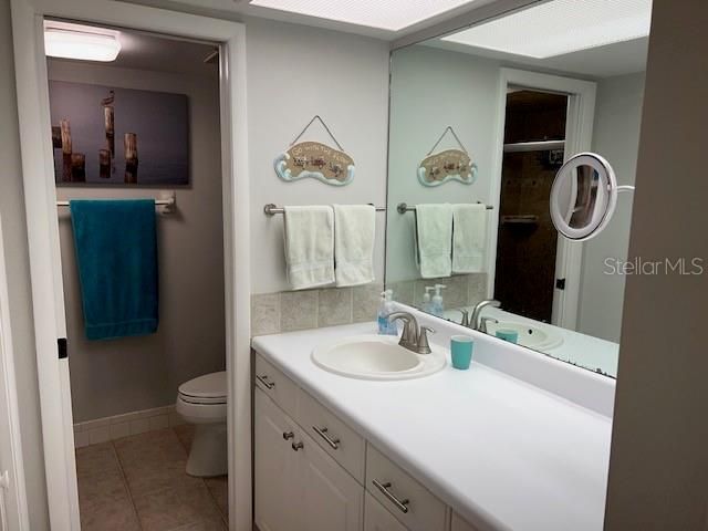 For Sale: $216,900 (2 beds, 2 baths, 1196 Square Feet)