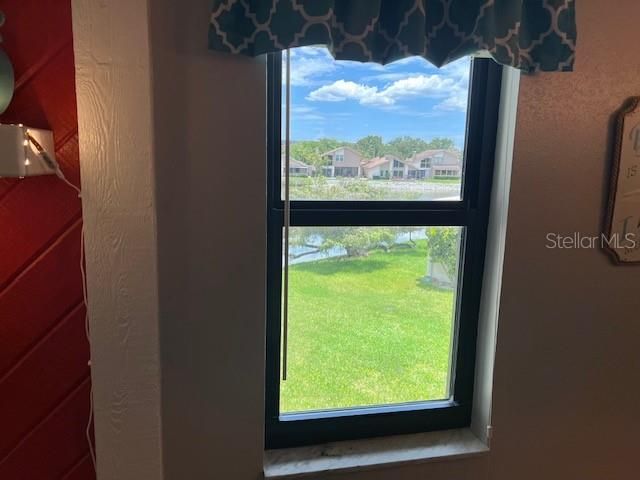 For Sale: $216,900 (2 beds, 2 baths, 1196 Square Feet)