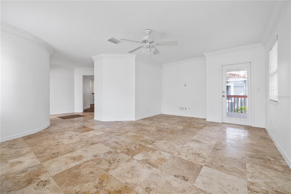 Active With Contract: $5,000 (4 beds, 2 baths, 2633 Square Feet)