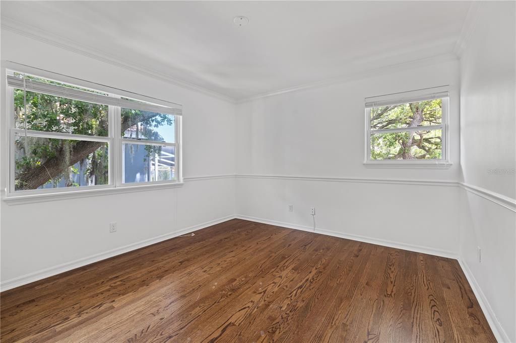 Active With Contract: $5,000 (4 beds, 2 baths, 2633 Square Feet)