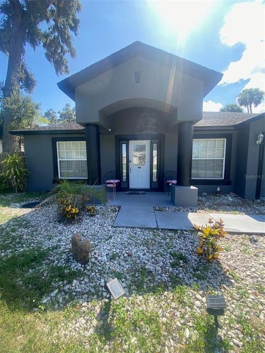 For Sale: $309,000 (3 beds, 2 baths, 1655 Square Feet)