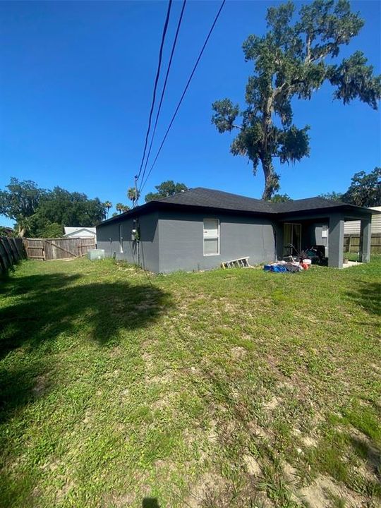 For Sale: $309,000 (3 beds, 2 baths, 1655 Square Feet)