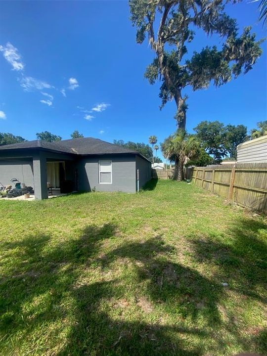 For Sale: $309,000 (3 beds, 2 baths, 1655 Square Feet)