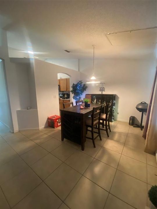 For Sale: $309,000 (3 beds, 2 baths, 1655 Square Feet)