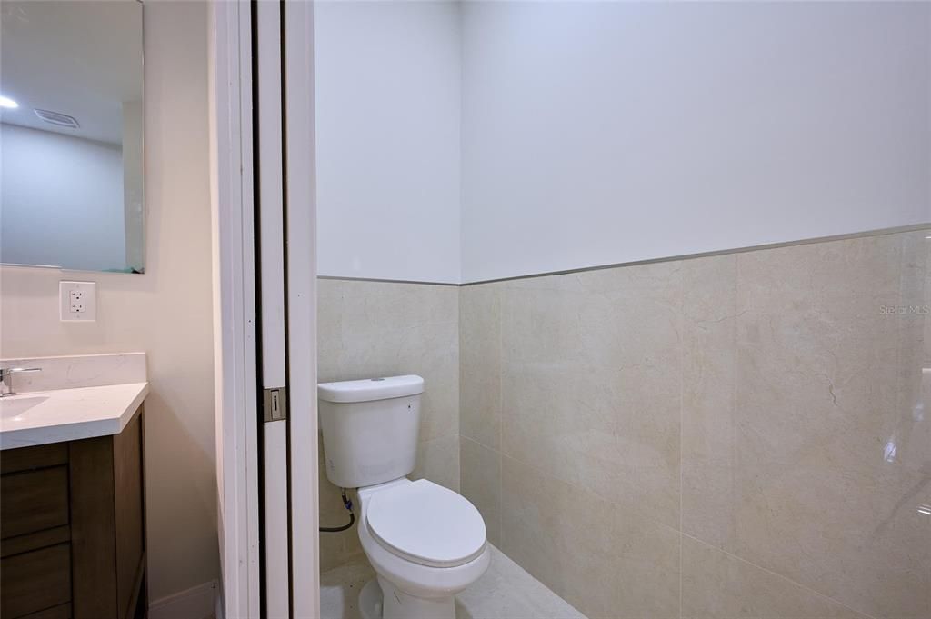 На продажу: $399,900 (3 спален, 2 ванн, 2200 Квадратных фут)