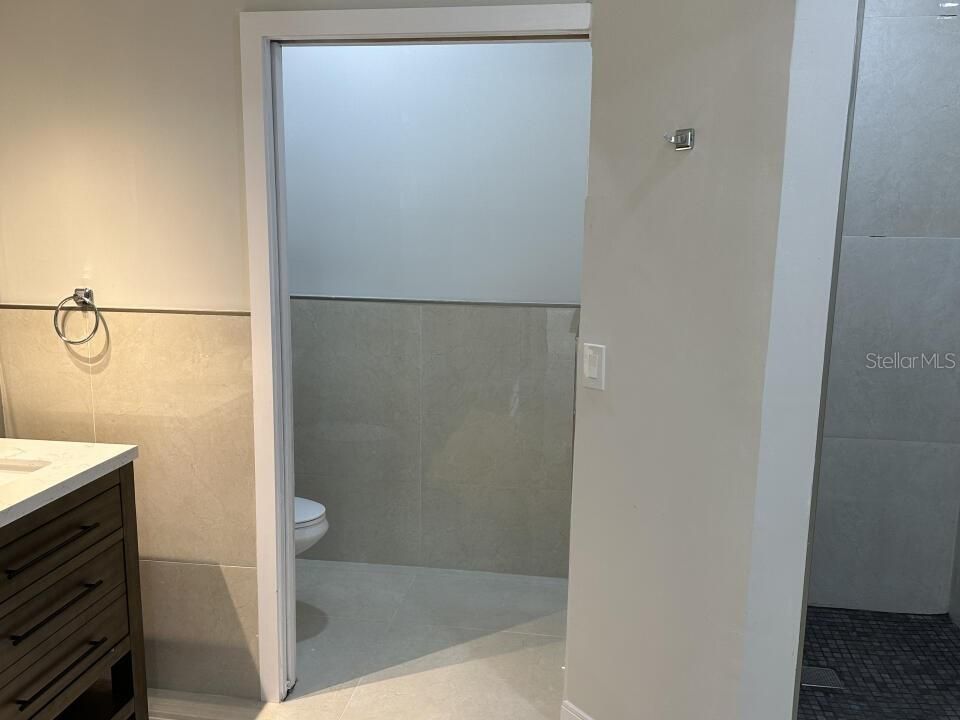 На продажу: $399,900 (3 спален, 2 ванн, 2200 Квадратных фут)