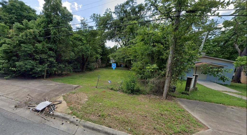 待售: $22,999 (0.11 acres)