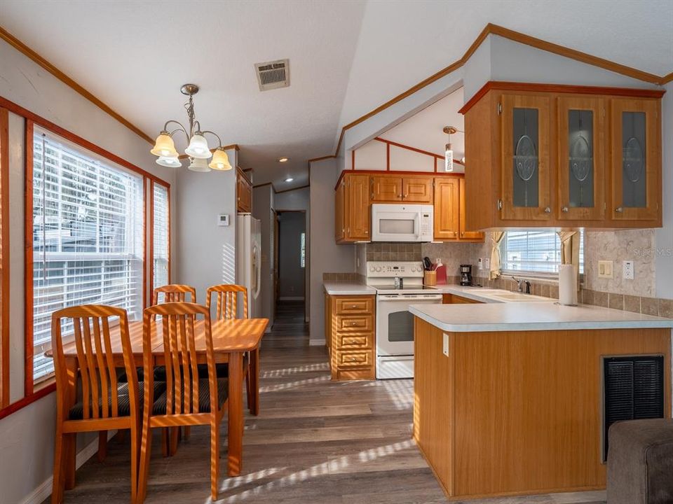 待售: $120,000 (1 贝兹, 1 浴室, 450 平方英尺)