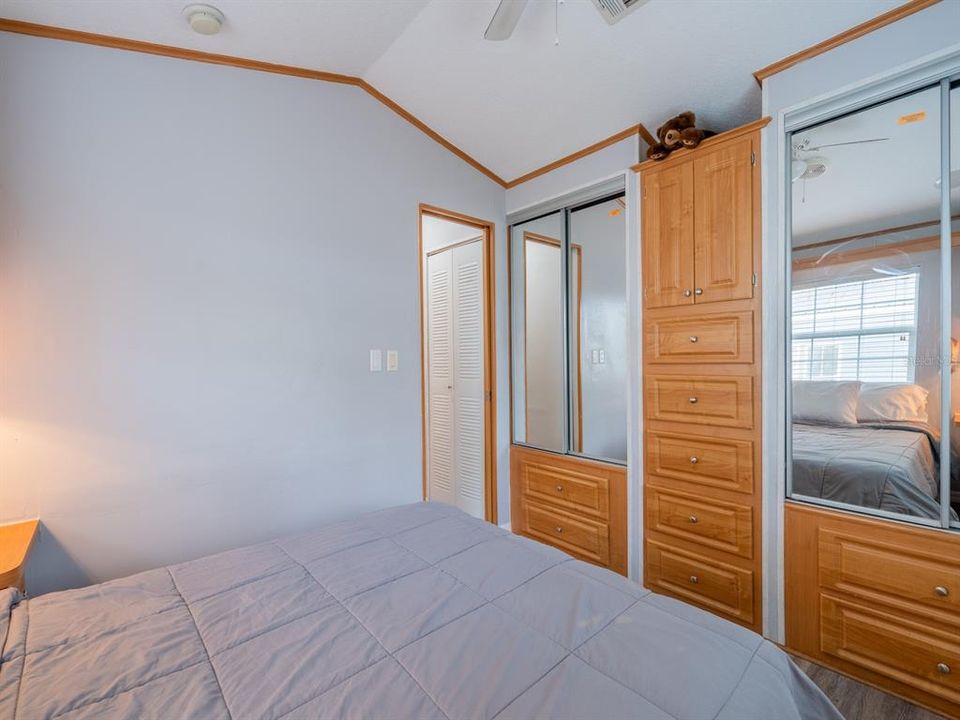 待售: $120,000 (1 贝兹, 1 浴室, 450 平方英尺)