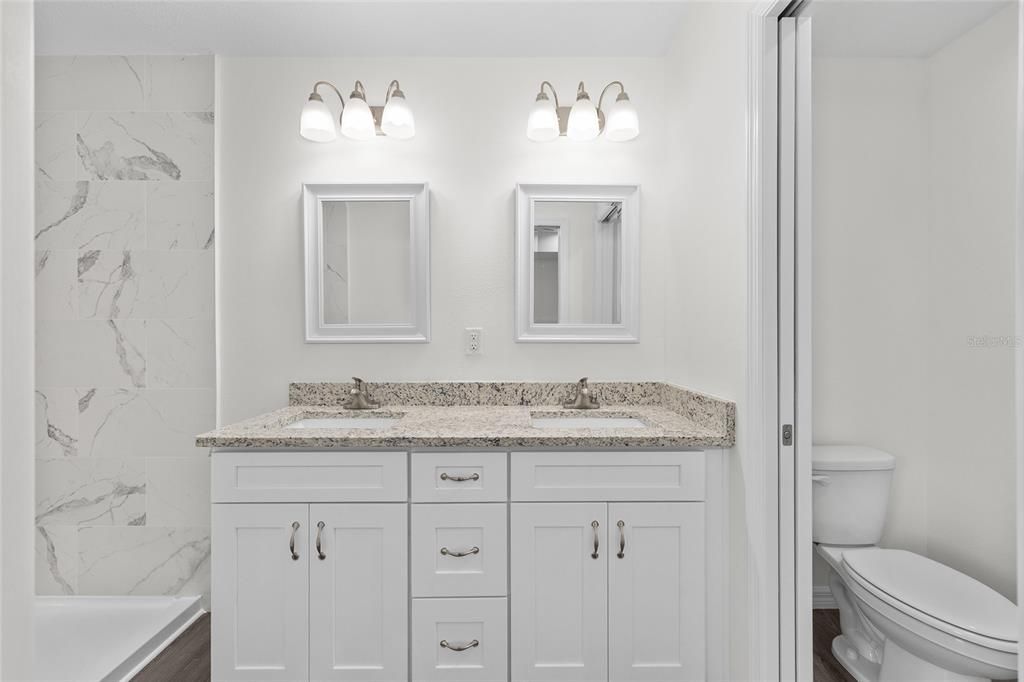 En Venta: $263,900 (3 camas, 2 baños, 1371 Pies cuadrados)