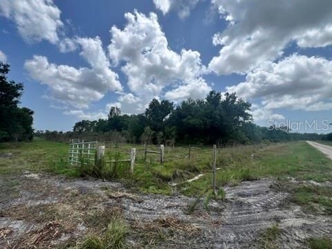 En Venta: $575,000 (20.02 acres)