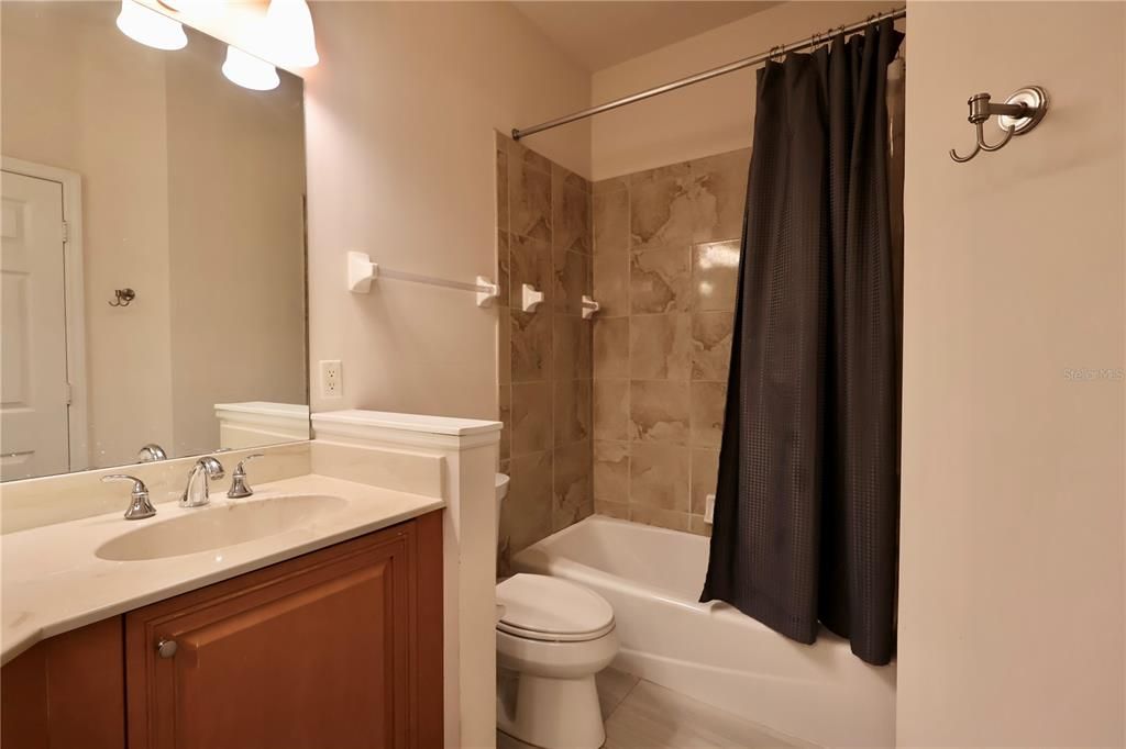 В аренду: $2,200 (3 спален, 2 ванн, 1644 Квадратных фут)