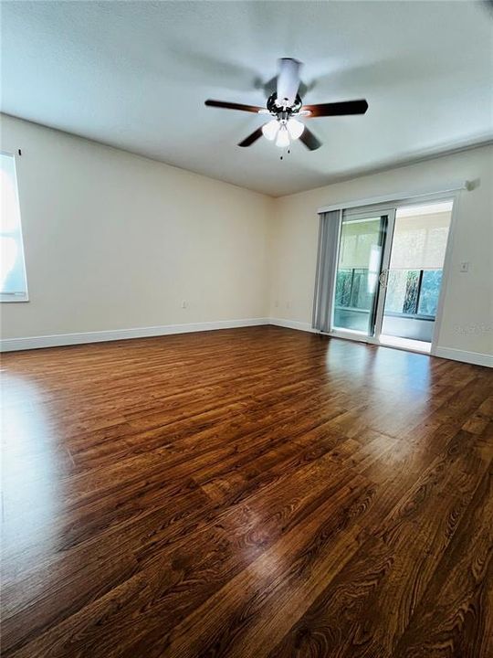 Active With Contract: $2,195 (3 beds, 2 baths, 1298 Square Feet)