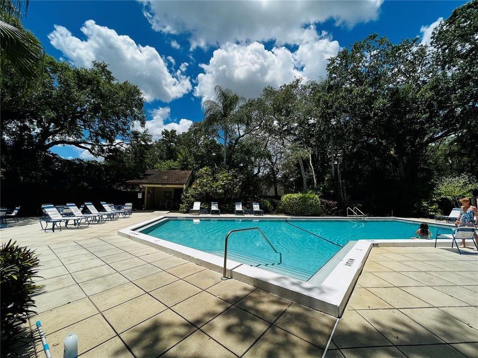 Active With Contract: $2,195 (3 beds, 2 baths, 1298 Square Feet)