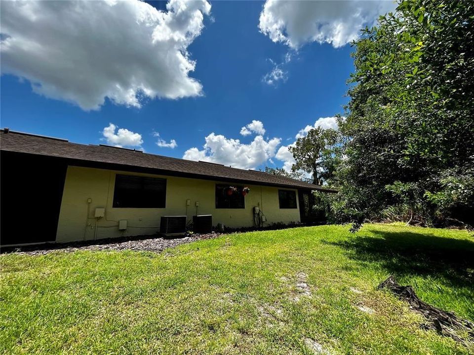 Active With Contract: $2,195 (3 beds, 2 baths, 1298 Square Feet)