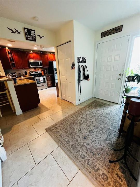 Active With Contract: $2,195 (3 beds, 2 baths, 1298 Square Feet)
