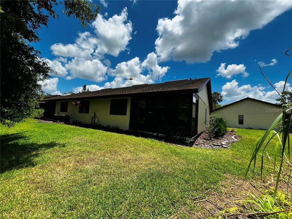 Active With Contract: $2,195 (3 beds, 2 baths, 1298 Square Feet)