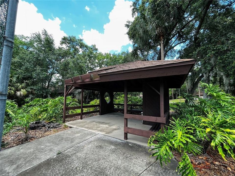 Active With Contract: $2,195 (3 beds, 2 baths, 1298 Square Feet)