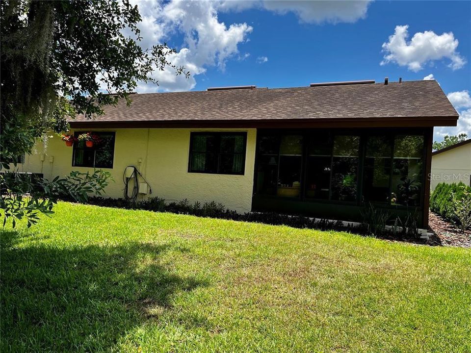 Active With Contract: $2,195 (3 beds, 2 baths, 1298 Square Feet)