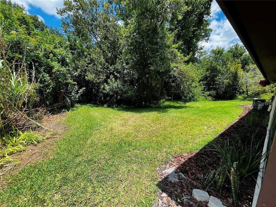 Active With Contract: $2,195 (3 beds, 2 baths, 1298 Square Feet)