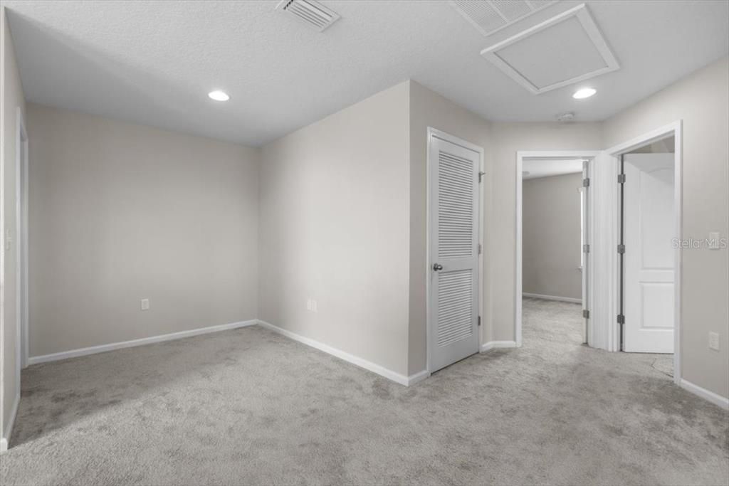 For Sale: $340,000 (3 beds, 2 baths, 2297 Square Feet)