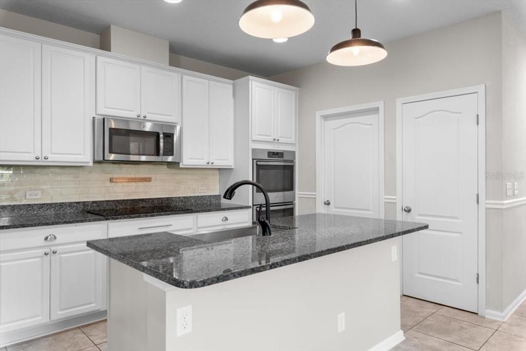 For Sale: $340,000 (3 beds, 2 baths, 2297 Square Feet)