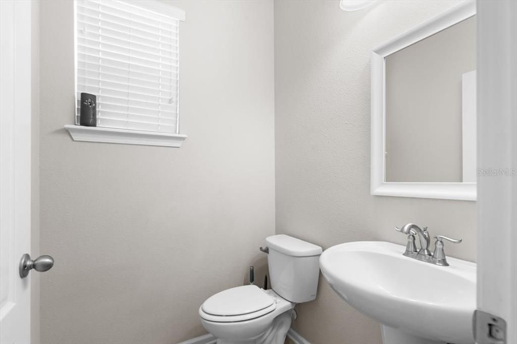 For Sale: $340,000 (3 beds, 2 baths, 2297 Square Feet)