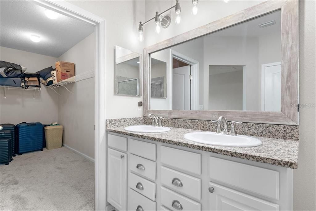 For Sale: $340,000 (3 beds, 2 baths, 2297 Square Feet)