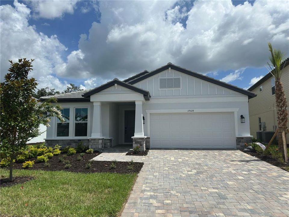 Recently Sold: $624,683 (4 beds, 3 baths, 2195 Square Feet)