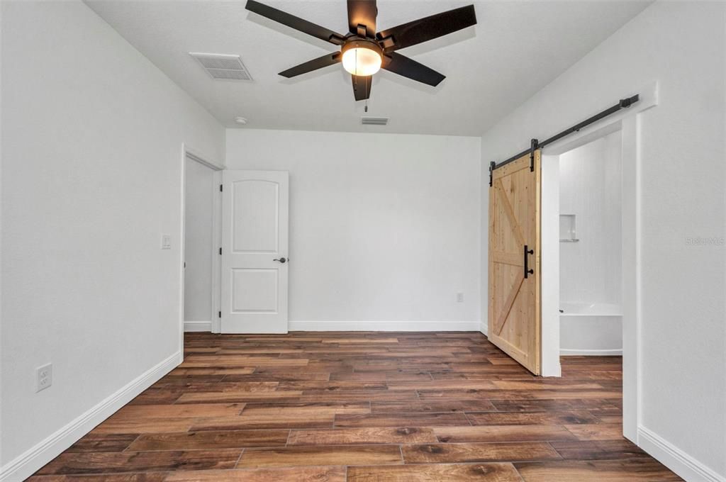 For Sale: $514,999 (4 beds, 0 baths, 1810 Square Feet)