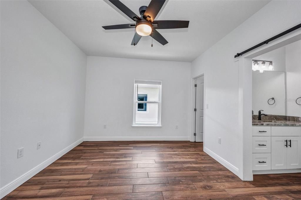 For Sale: $514,999 (4 beds, 0 baths, 1810 Square Feet)