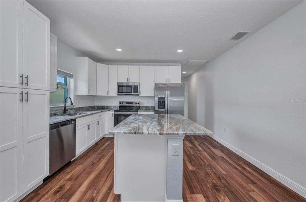 For Sale: $514,999 (4 beds, 0 baths, 1810 Square Feet)