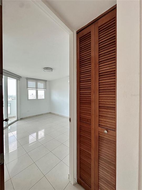 合同活跃: $599,000 (2 贝兹, 2 浴室, 1333 平方英尺)