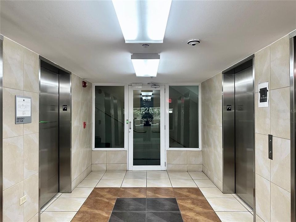 合同活跃: $599,000 (2 贝兹, 2 浴室, 1333 平方英尺)