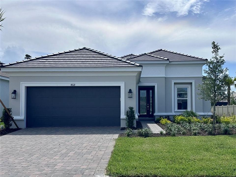 Recently Sold: $647,049 (2 beds, 2 baths, 2100 Square Feet)