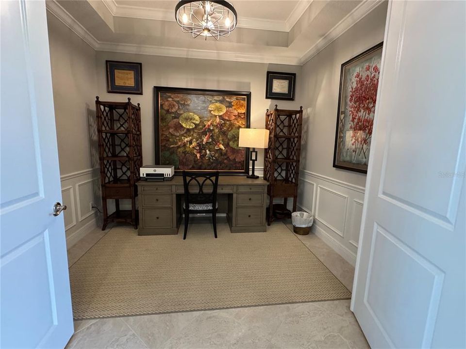 Под контрактом: $3,100 (2 спален, 2 ванн, 1625 Квадратных фут)