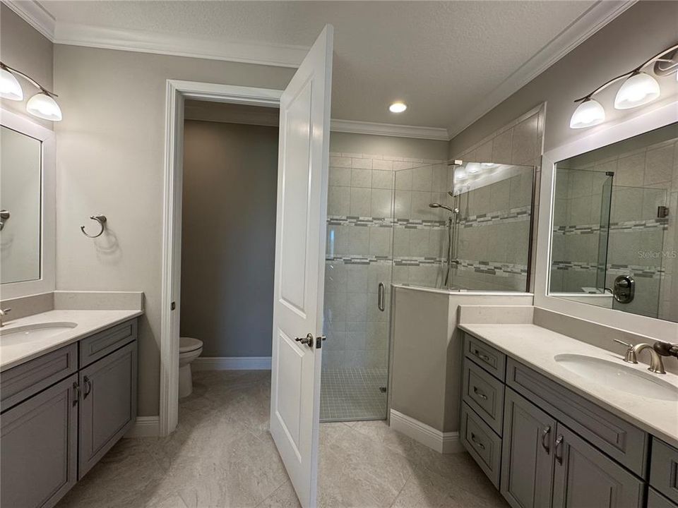 Под контрактом: $3,100 (2 спален, 2 ванн, 1625 Квадратных фут)