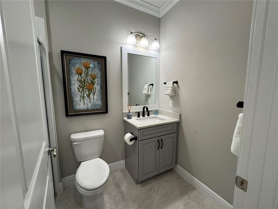 Под контрактом: $3,100 (2 спален, 2 ванн, 1625 Квадратных фут)