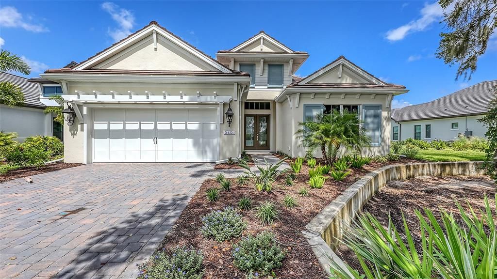 合同活跃: $1,324,990 (3 贝兹, 3 浴室, 2646 平方英尺)