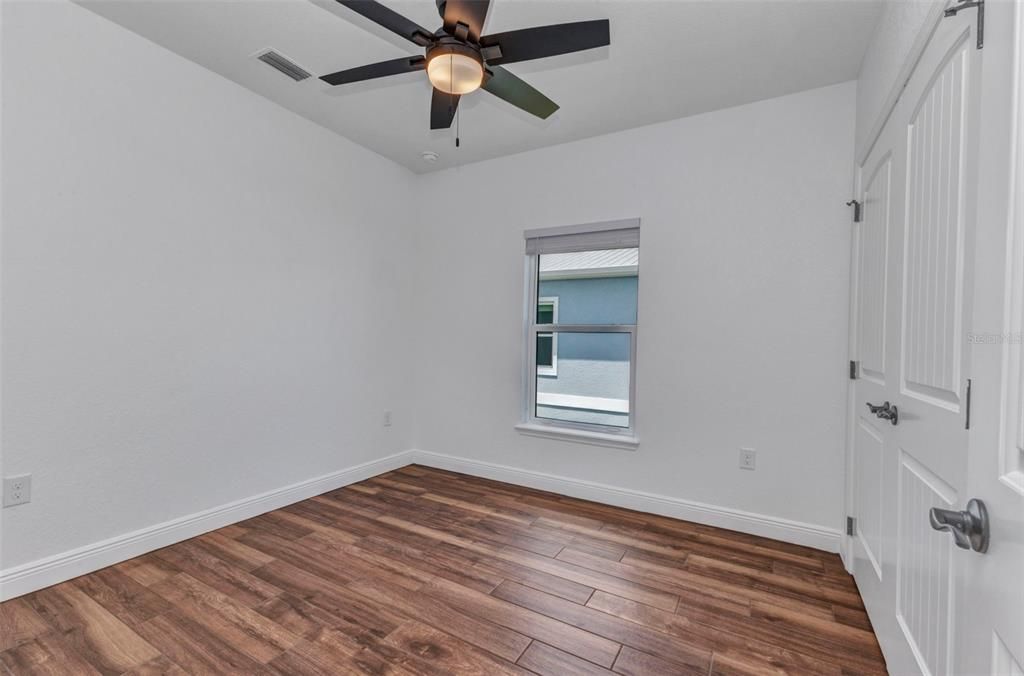 待售: $514,999 (4 贝兹, 0 浴室, 1810 平方英尺)