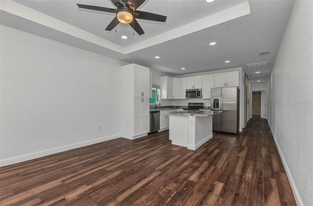 待售: $514,999 (4 贝兹, 0 浴室, 1810 平方英尺)