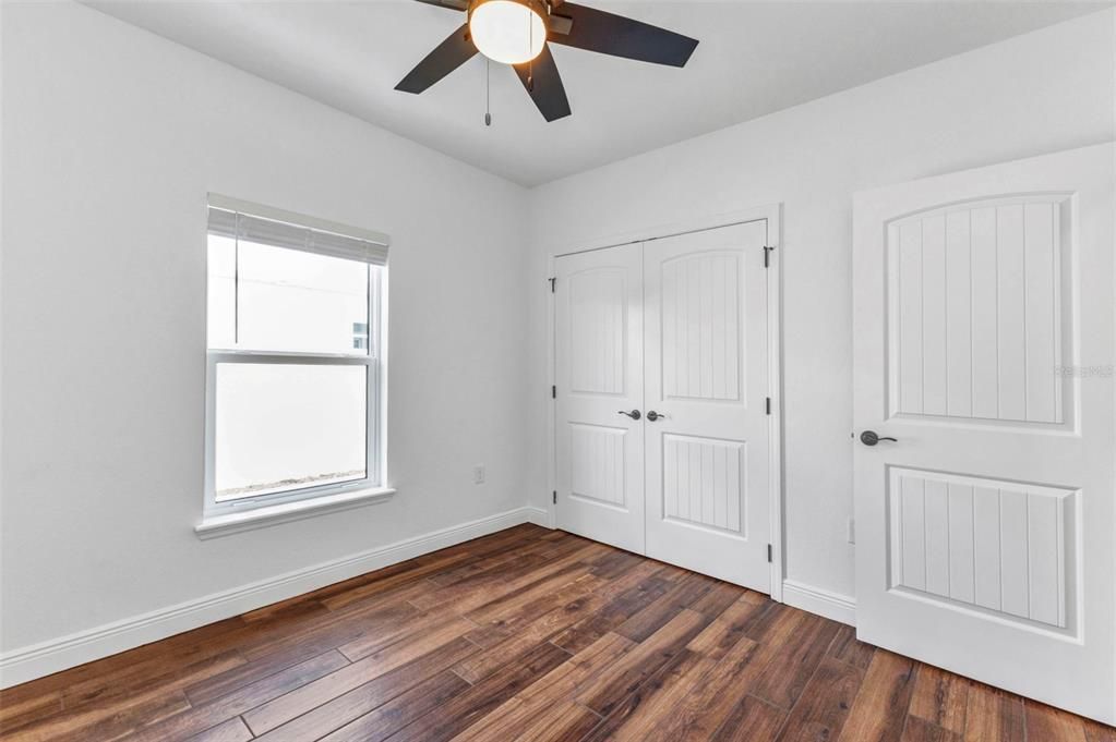 For Sale: $514,999 (6 beds, 0 baths, 1810 Square Feet)