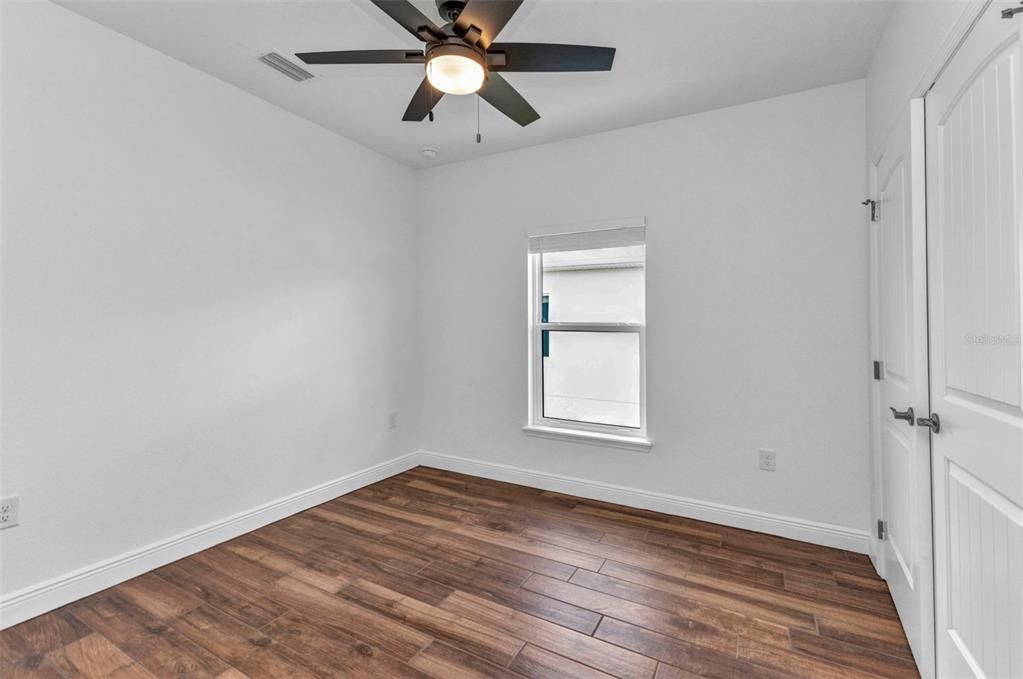 For Sale: $514,999 (6 beds, 0 baths, 1810 Square Feet)