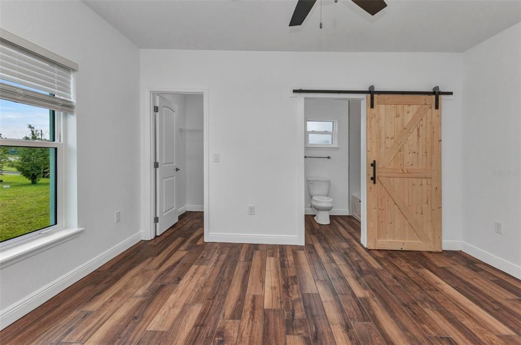 For Sale: $514,999 (6 beds, 0 baths, 1810 Square Feet)